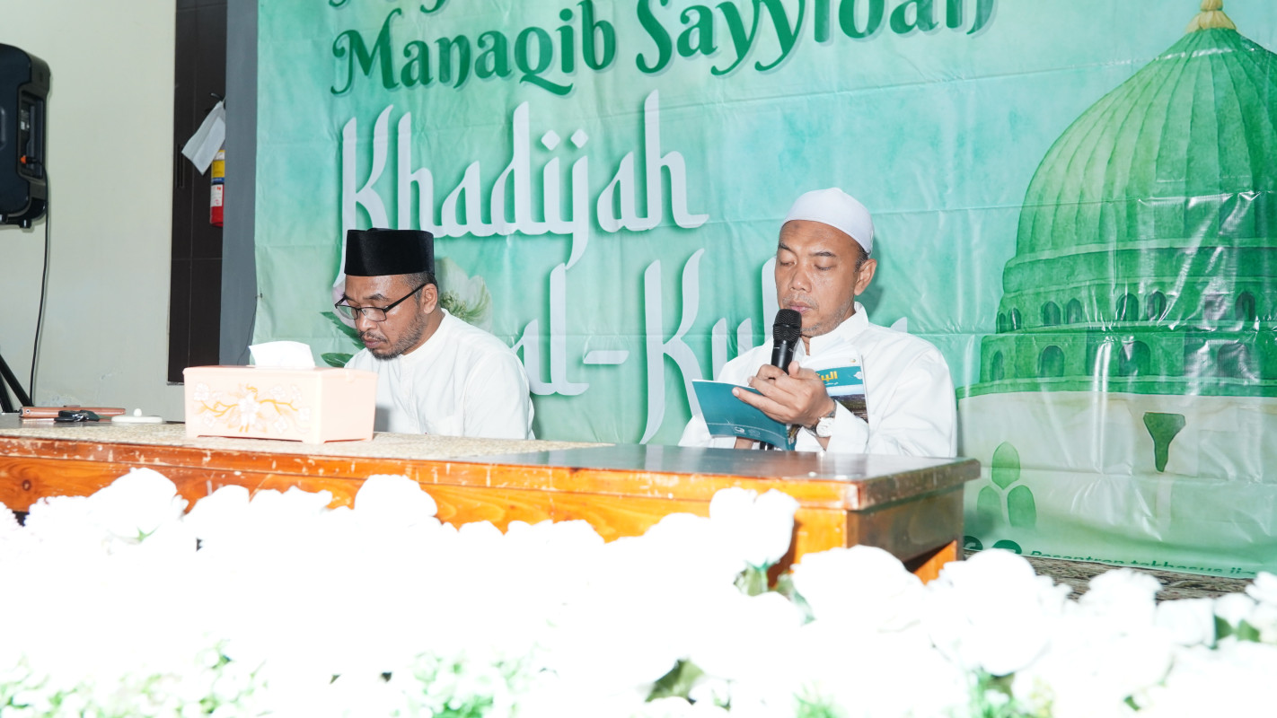 Pesantren Takhasus “IIQ Jakarta” Kembali Gelar Majelis Zikir Al-Busyra Manaqib Sayyidah Khadijah al-Kubra